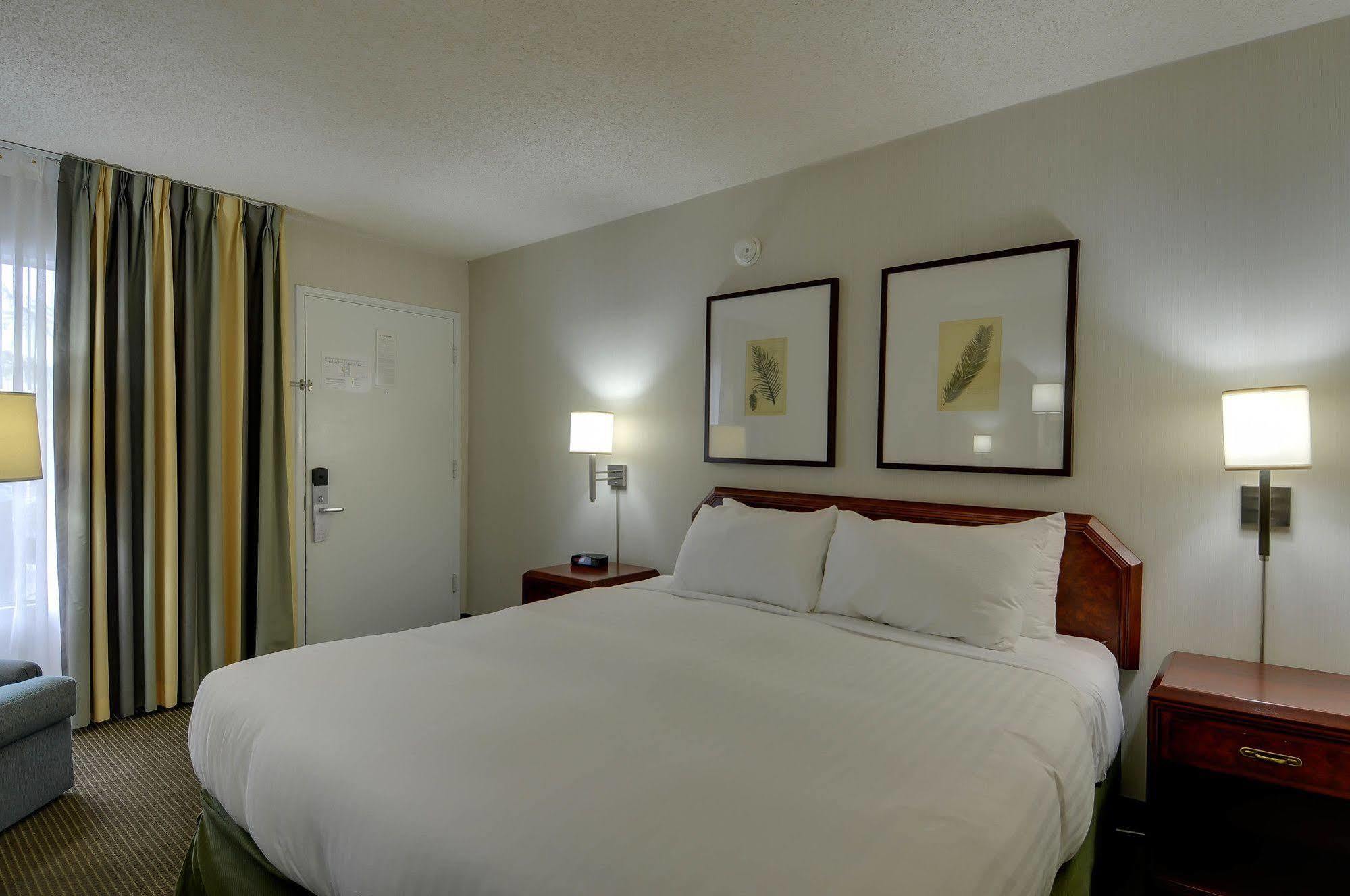Hotel Sea Harbor - 2*